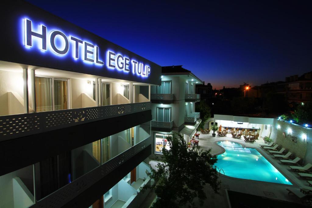 Ege Tulip Cesme Hotel Exterior foto